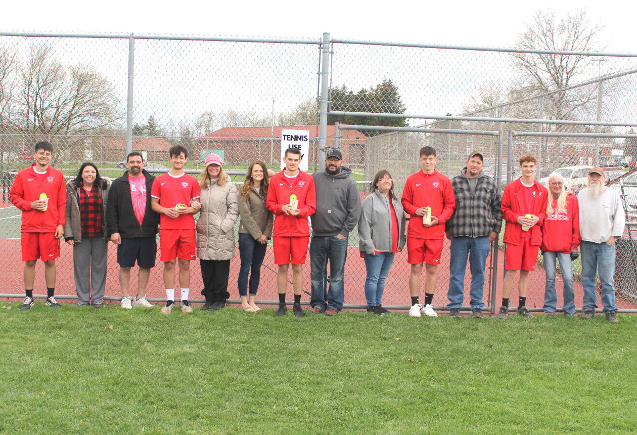 Boys tennis recognizes seniors